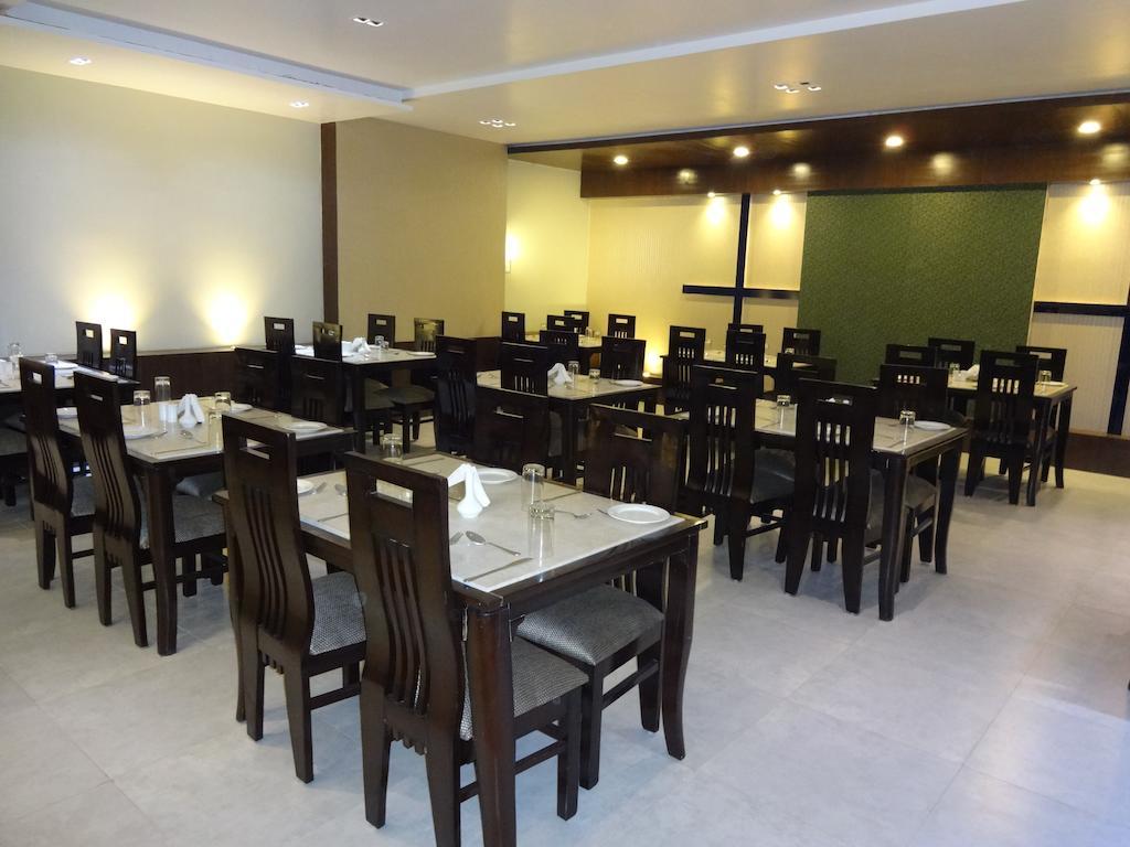 Hardik Resort Orchha Exterior foto